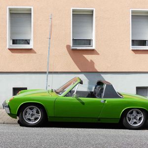 オープンカーとは？